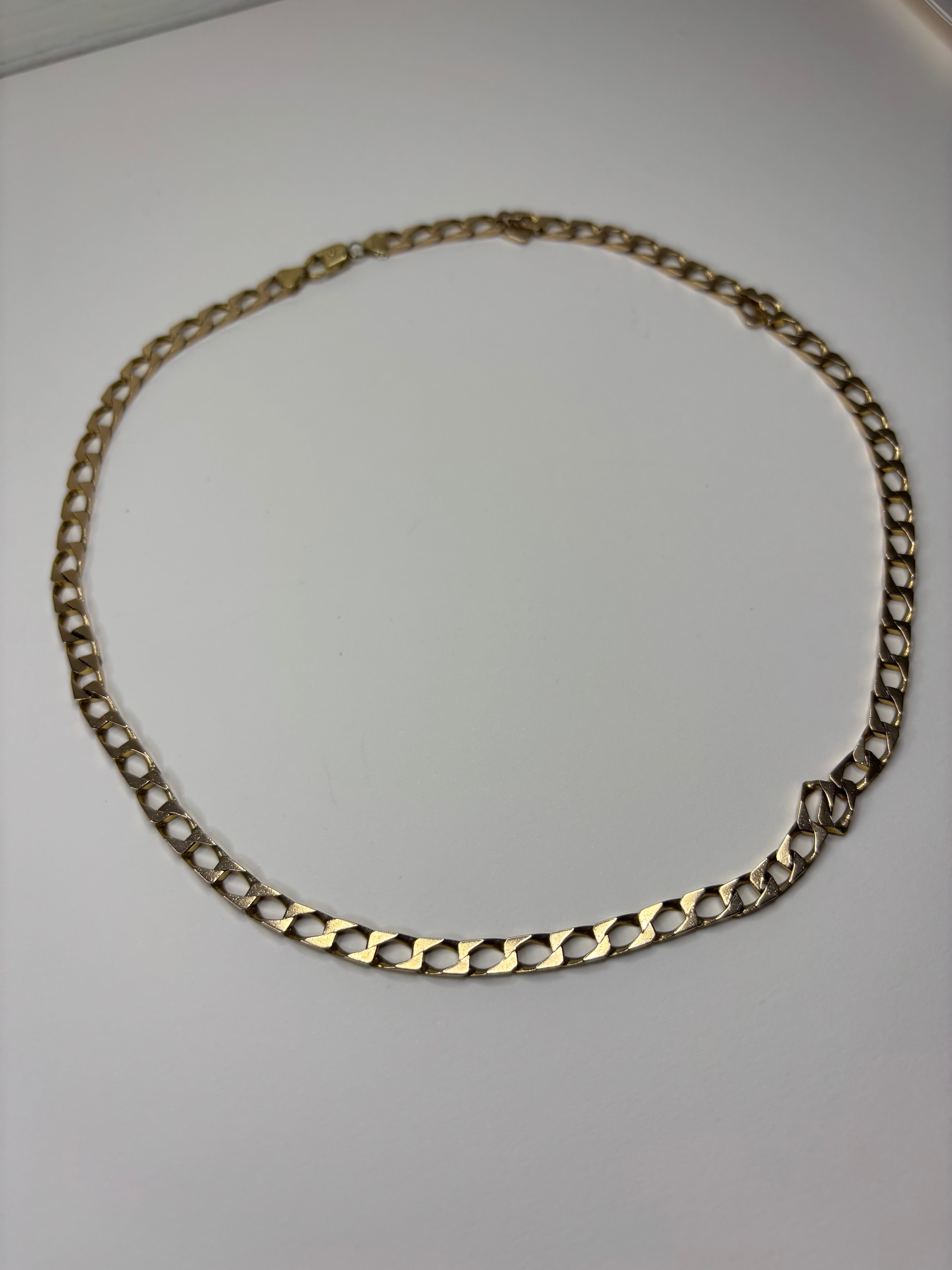 9ct Yellow Gold Curb Chain Great Condition 22.3g 19”
