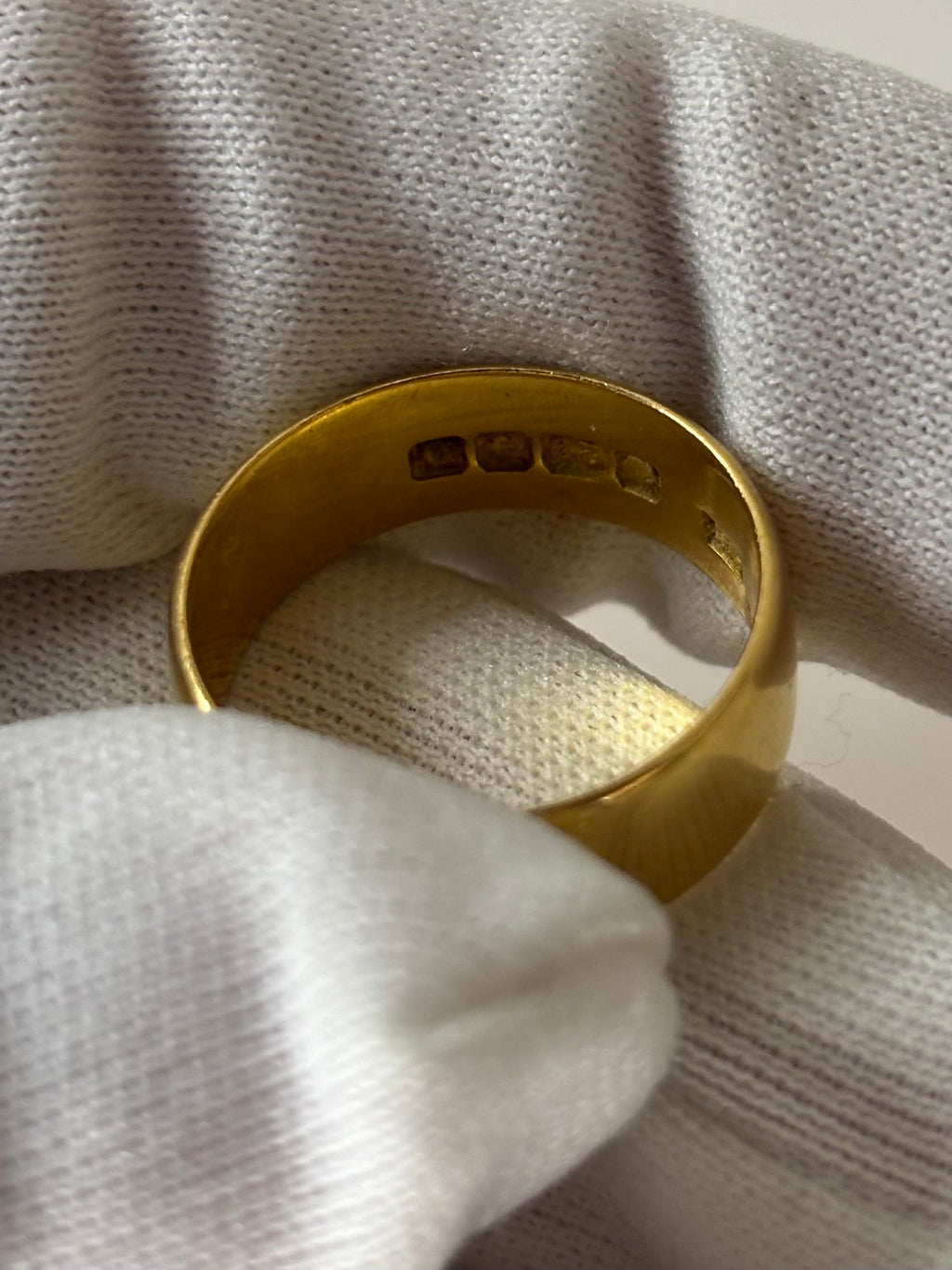 22ct Gold Wedding Band Ring 6.2g Size N 1/2 Excellent Condition