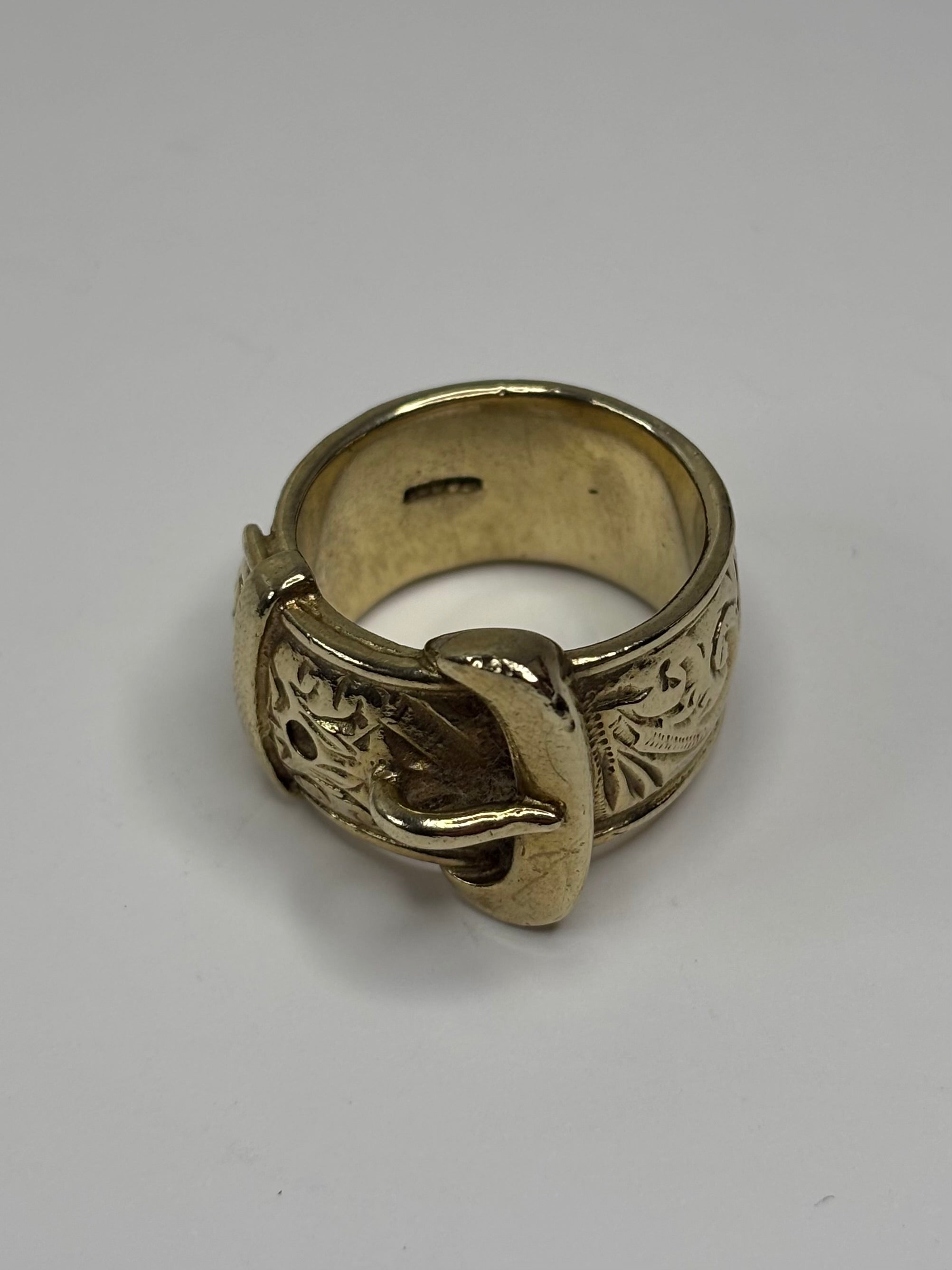 9ct Gold Buckle Ring 28.7g Size X Excellent Condition