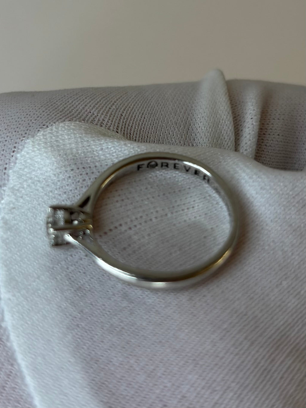 Forever Diamond 0.29ct Platinum Solitaire Ring 1.9g Size L Excellent Condition