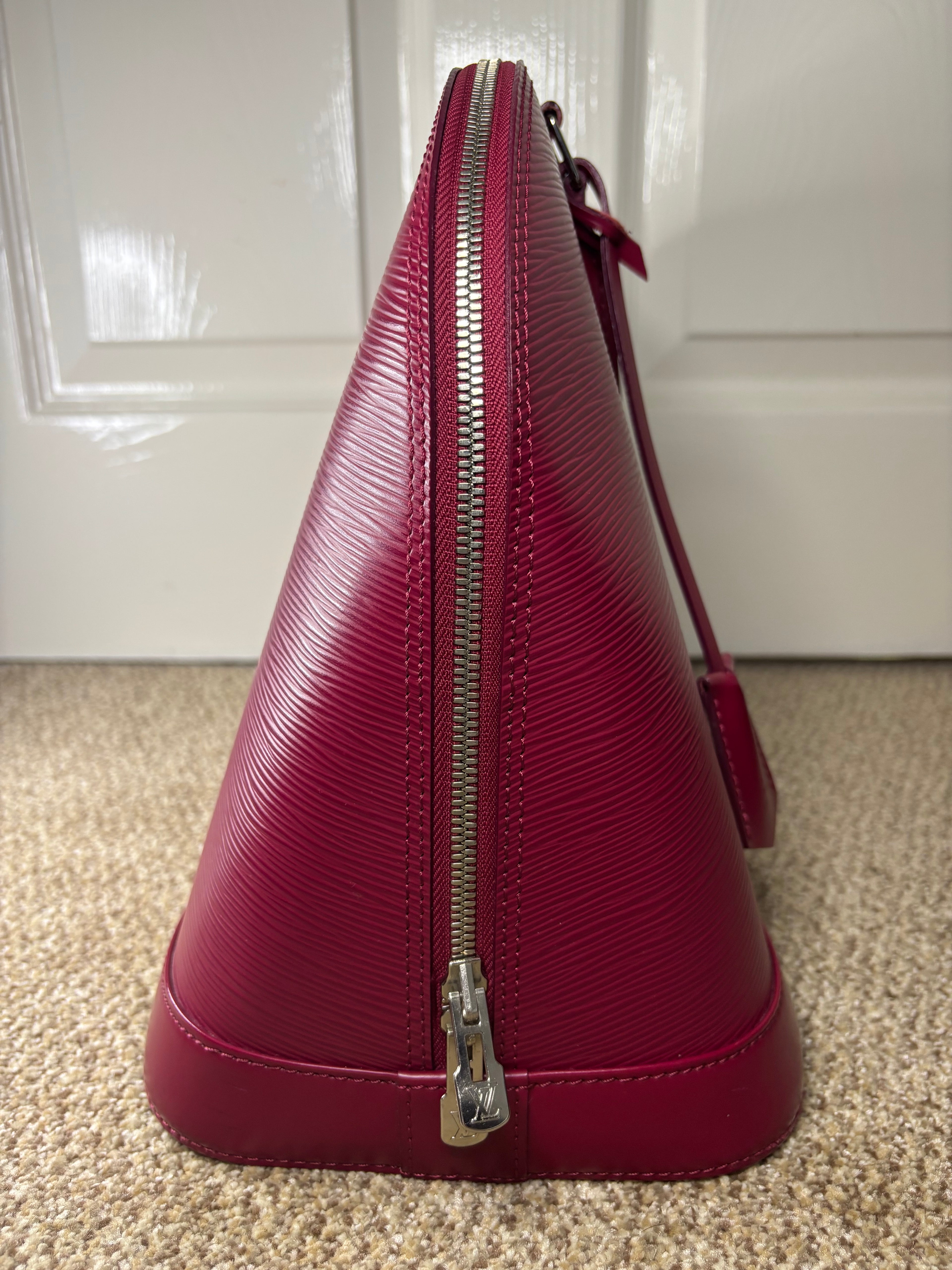 Louis Vuitton PM Alma Epi Leather In Fuchsia Red Great Condition