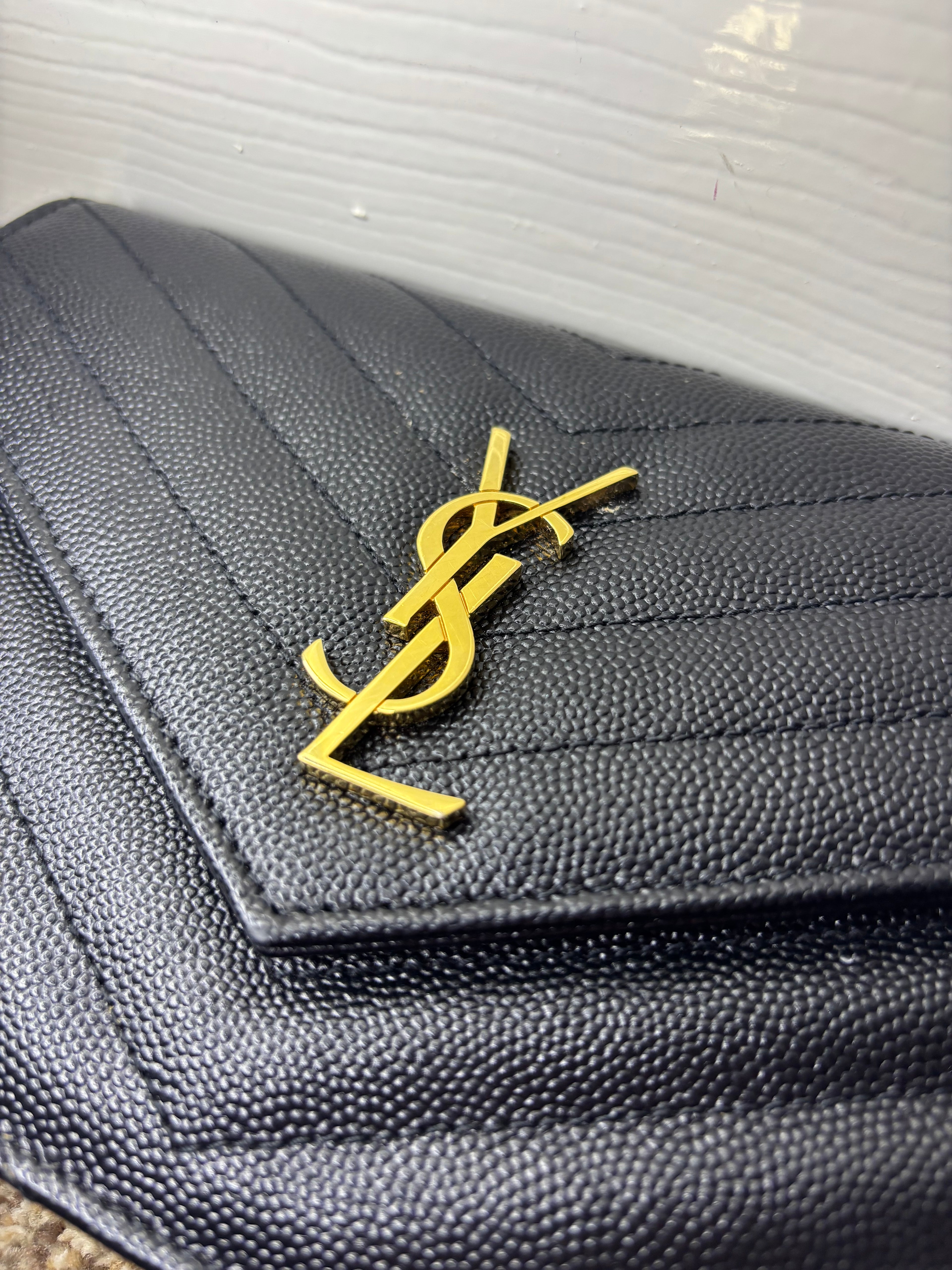 YSL Yves Saint Laurent Cassandre Envelope Chain Wallet Excellent Condition