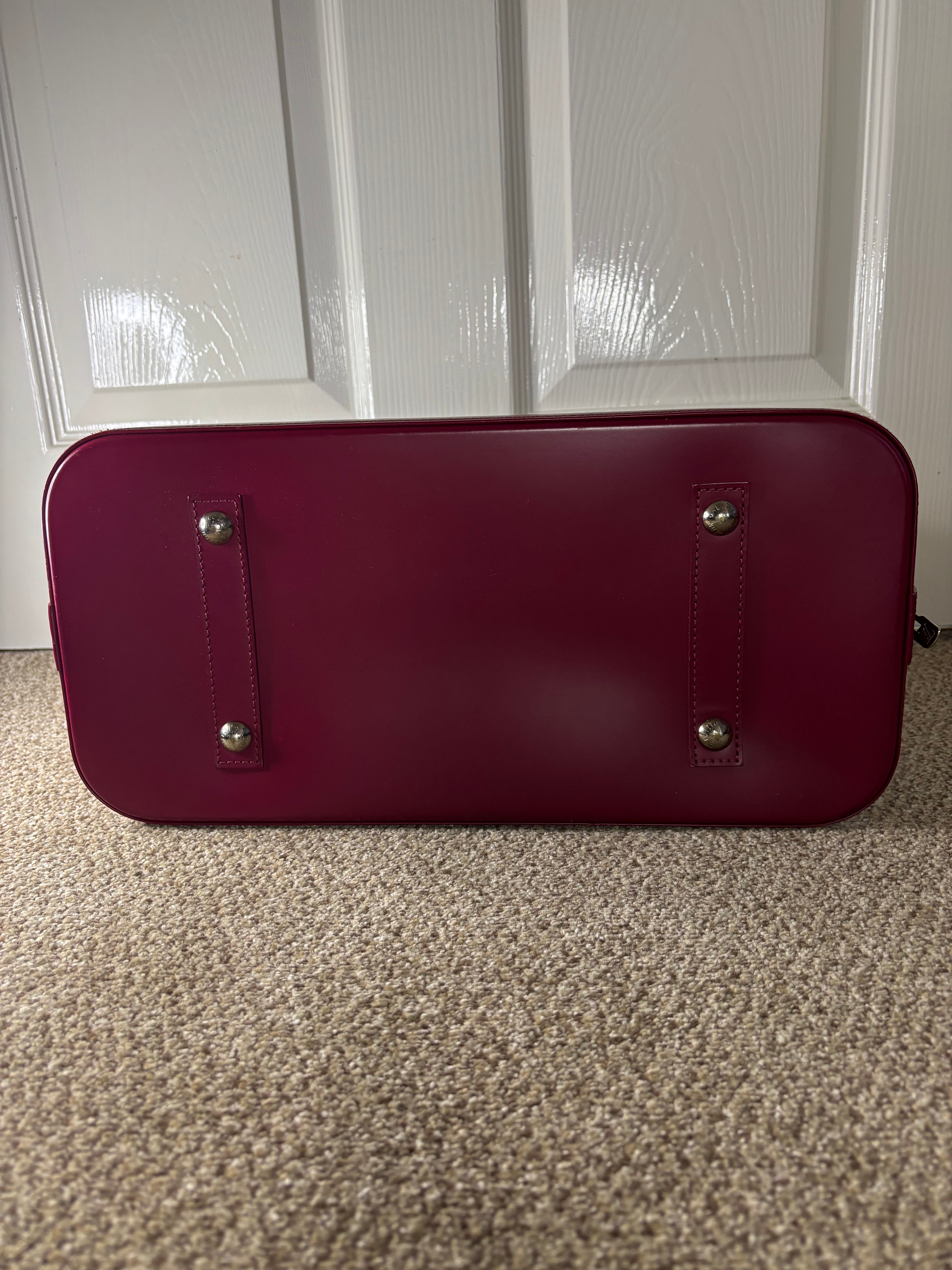 Louis Vuitton PM Alma Epi Leather In Fuchsia Red Great Condition