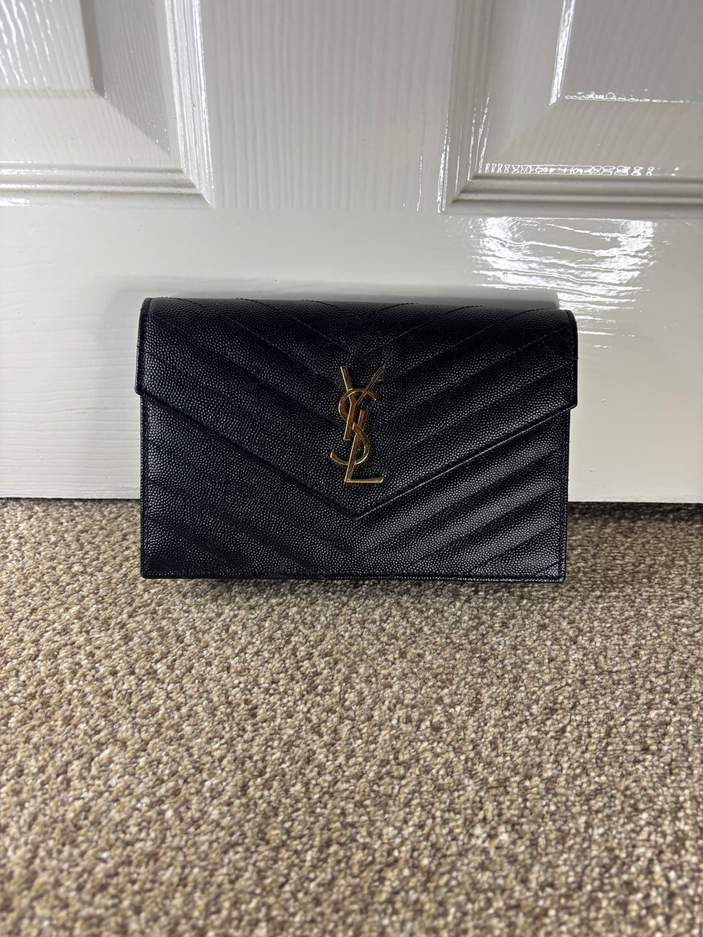 YSL Yves Saint Laurent Cassandre Envelope Chain Wallet Excellent Condition