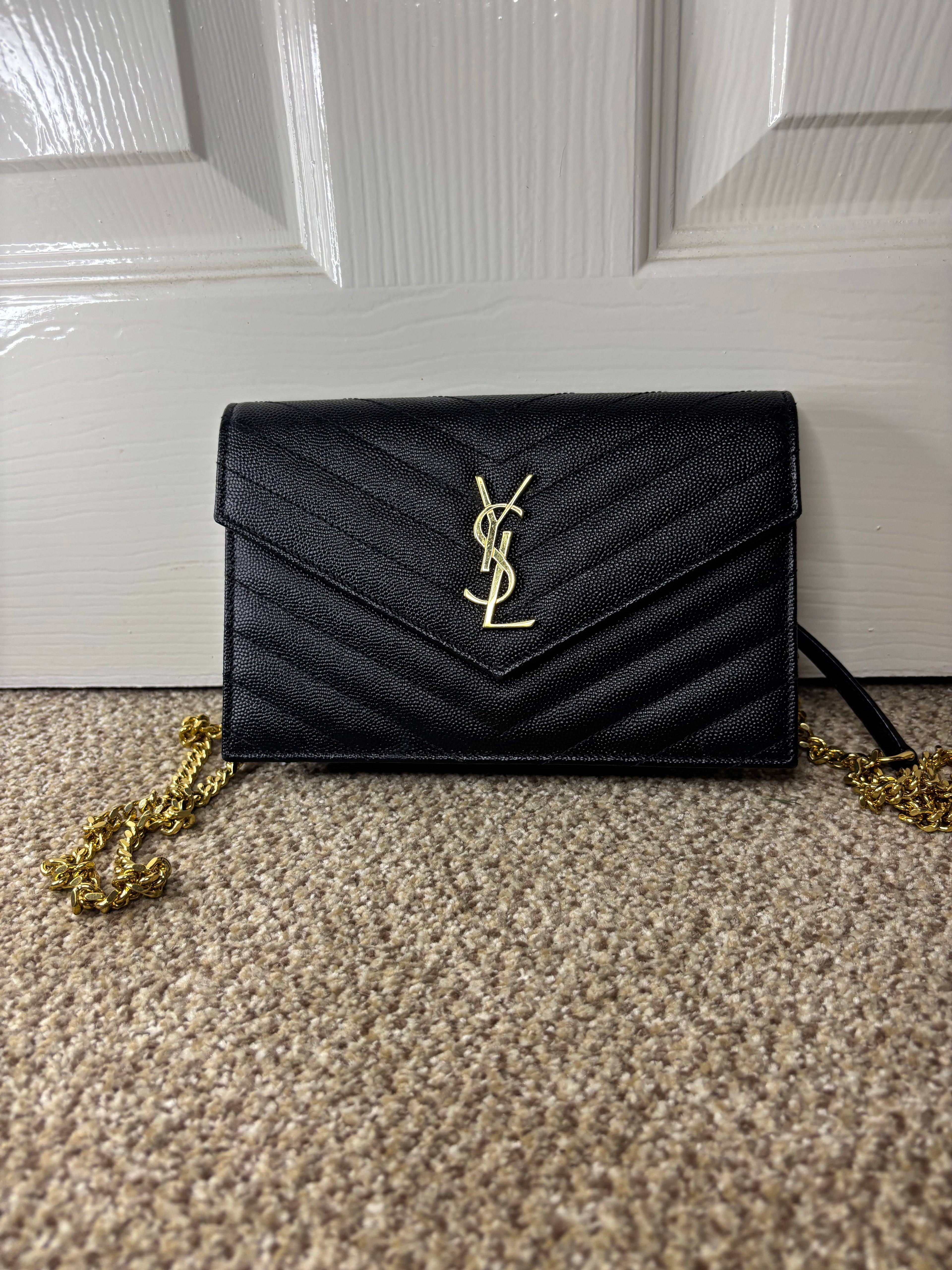 YSL Yves Saint Laurent Cassandre Envelope Chain Wallet Excellent Condition