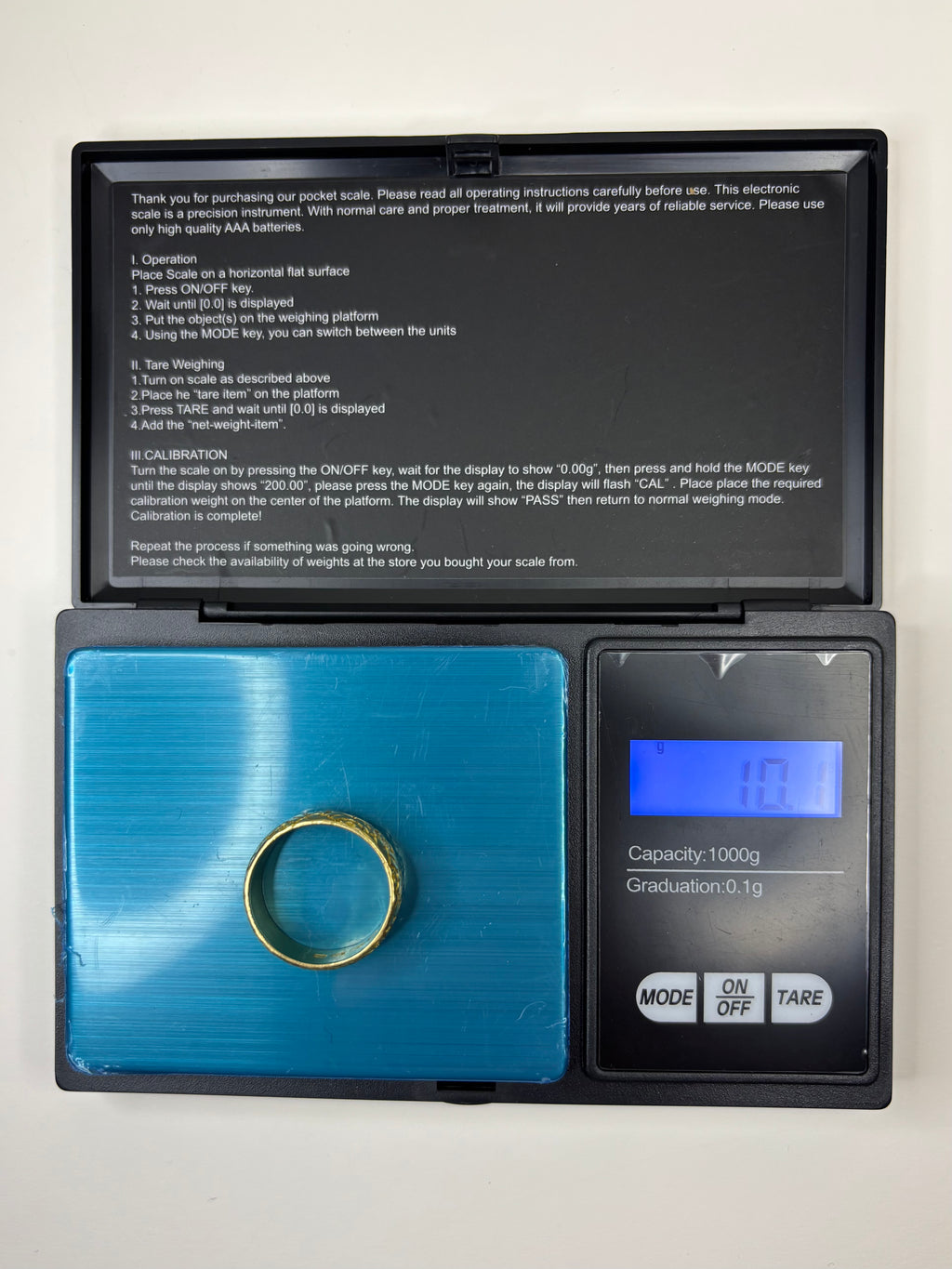 18ct Solid Gold Floral Engraved Wedding Ring Size S 10.1g